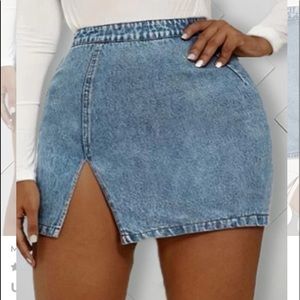 Blue Wash Hem Slit Skirt